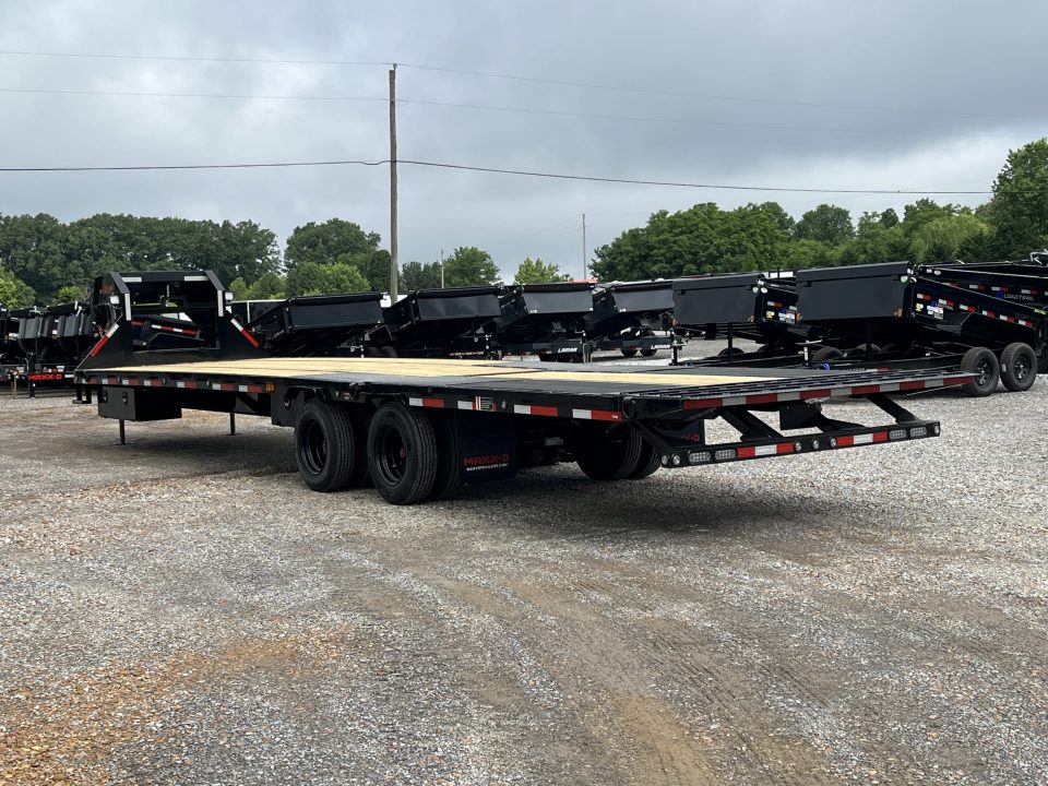 New 2027 MAXXD Hydraulic Dovetail Gooseneck Trailer | 34' x 102' 30K GVWR