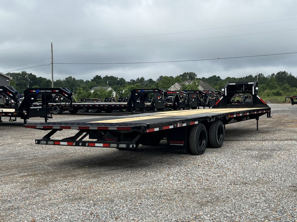 New 2027 MAXXD Hydraulic Dovetail Gooseneck Trailer | 34' x 102' 30K GVWR