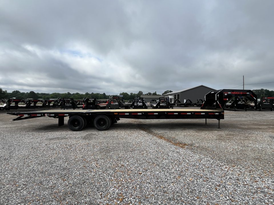 New 2027 MAXXD Hydraulic Dovetail Gooseneck Trailer | 34' x 102' 30K GVWR