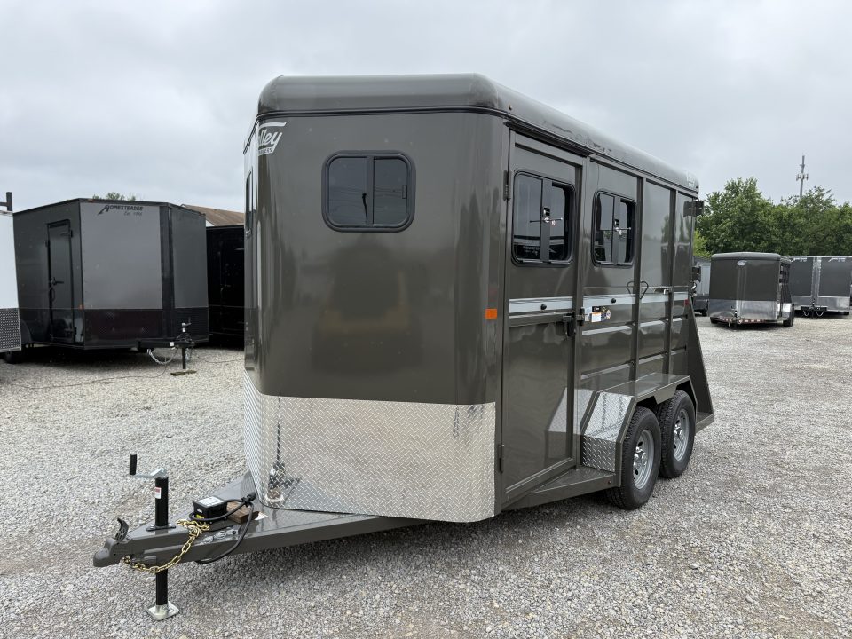 New 2027 Valley Trailers 2 Horse Slant w/ Ramp