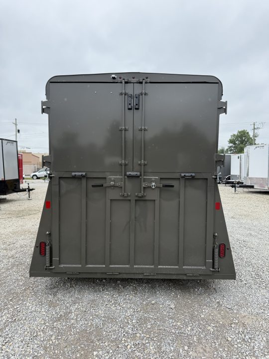 New 2027 Valley Trailers 2 Horse Slant w/ Ramp