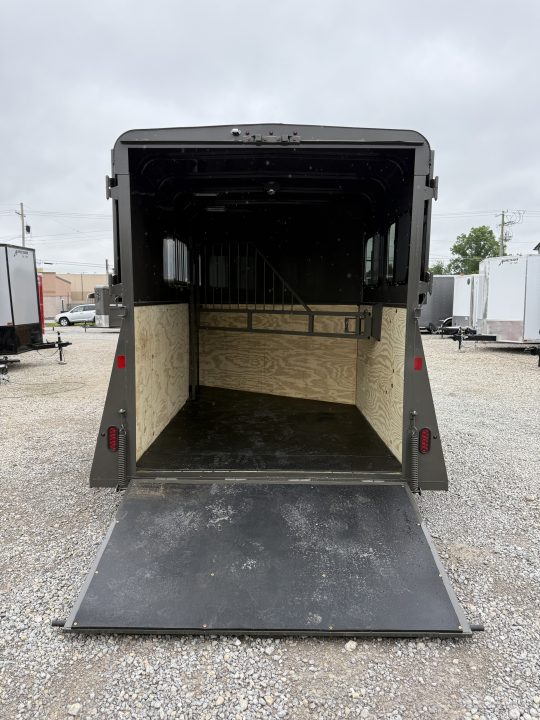 New 2027 Valley Trailers 2 Horse Slant w/ Ramp