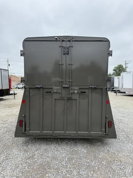 New 2027 Valley Trailers 2 Horse Slant w/ Ramp