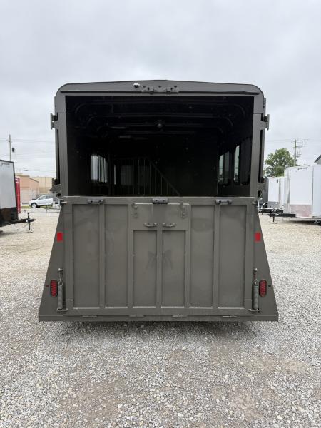 New 2027 Valley Trailers 2 Horse Slant w/ Ramp