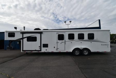 Used 2019 Bison Trailers Trailhand 7411 Horse Trailer