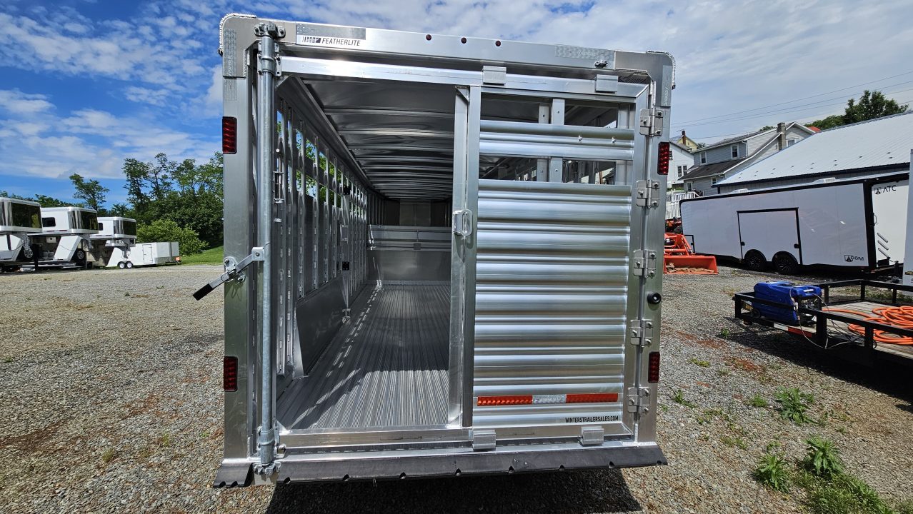 New 2026 Featherlite Trailers GOOSENECK 8127 7X20TA Stock / Stock Combo Trailer
