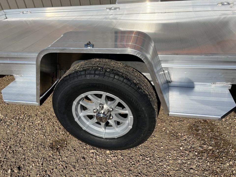 2027 Aluma 6812H photo 3