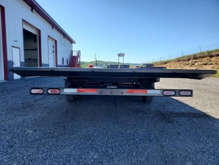 New 2026 Diamond C Trailers DET207 Deckover Tilt Trailer / 15,500 GVWR / 102"x22'