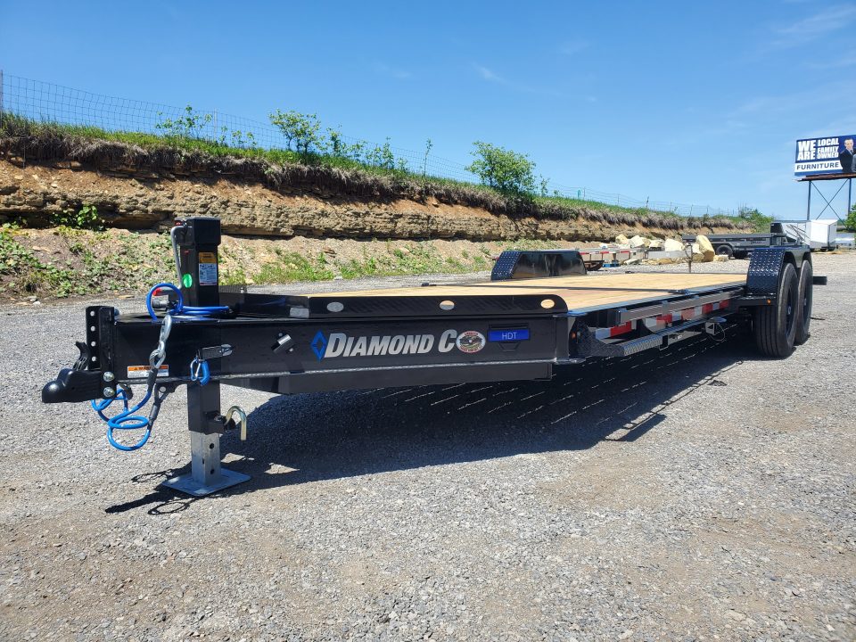 New 2026 Diamond C Trailers HDT207 Equipment Split Tilt Trailer / 15,500 GVWR / 82"x22'