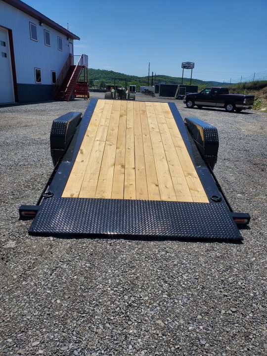 New 2026 Diamond C Trailers HDT207 Equipment Split Tilt Trailer / 15,500 GVWR / 82"x22'