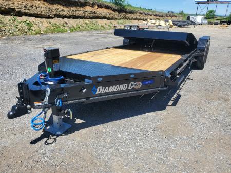 New 2026 Diamond C Trailers HDT207 Equipment Split Tilt Trailer / 15,500 GVWR / 82"x22'