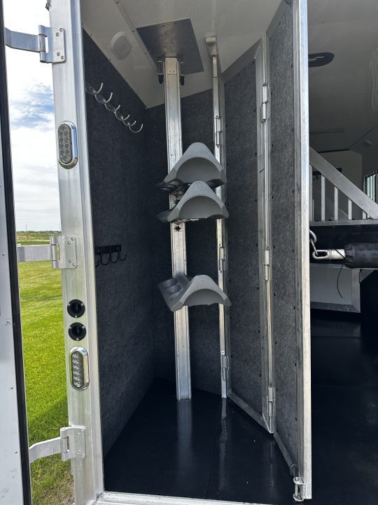 Used 2017 Sierra Trailers 4H 12'6" LQ Horse Trailer