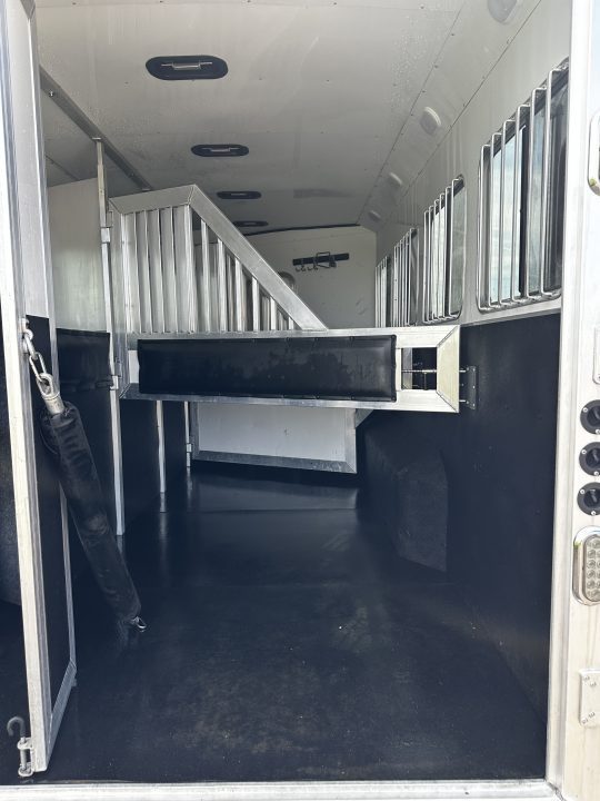 Used 2017 Sierra Trailers 4H 12'6" LQ Horse Trailer