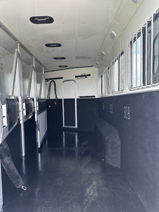 Used 2017 Sierra Trailers 4H 12'6" LQ Horse Trailer