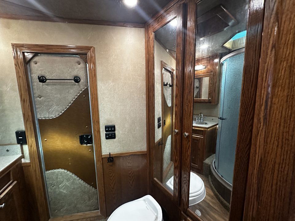 Used 2017 Sierra Trailers 4H 12'6" LQ Horse Trailer