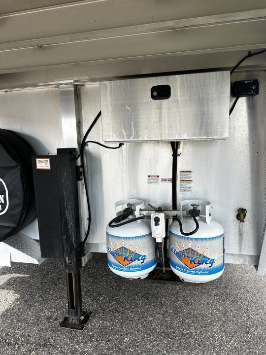 Used 2017 Sierra Trailers 4H 12'6" LQ Horse Trailer