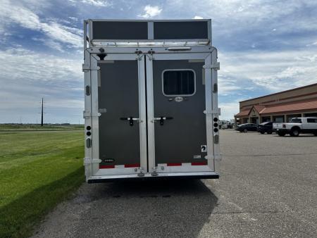 Used 2017 Sierra Trailers 4H 12'6" LQ Horse Trailer