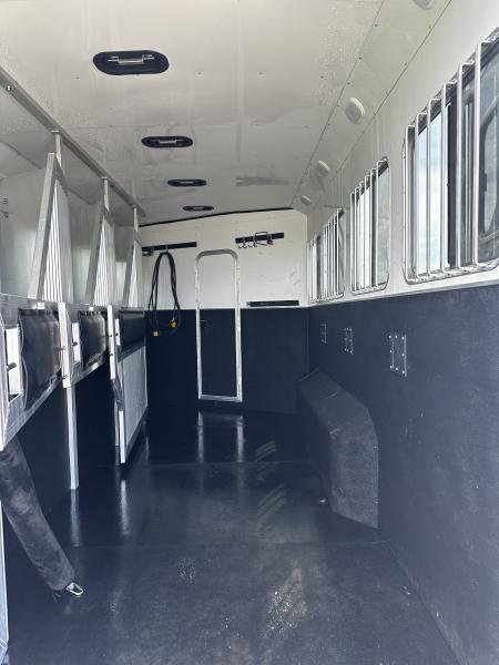 Used 2017 Sierra Trailers 4H 12'6" LQ Horse Trailer