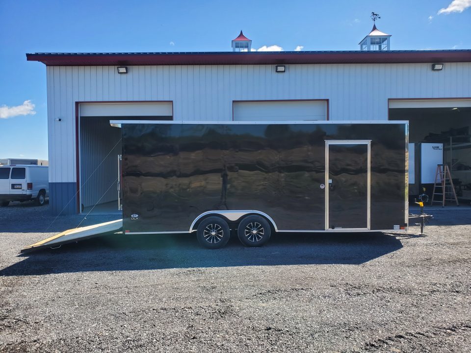 New 2026 Look Trailers ST-DLX Enclosed Trailer / 9900 GVWR / 8.5'x20'