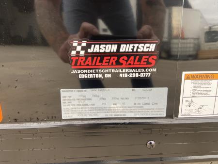 New United 14' UJ V-Nose Enclosed Cargo Trailer