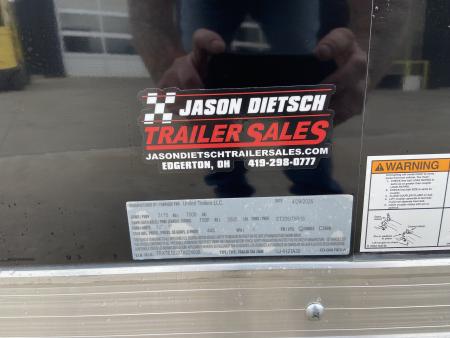New United 12' UJ V-Nose Enclosed Cargo Trailer