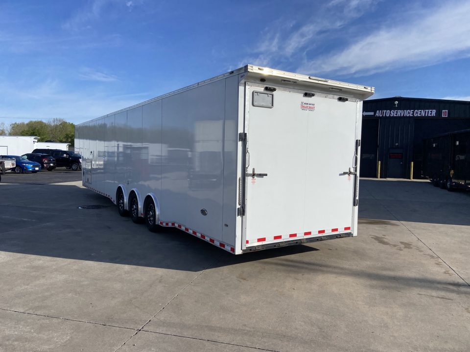 Used 2022 44' BRAVO GOOSENECK