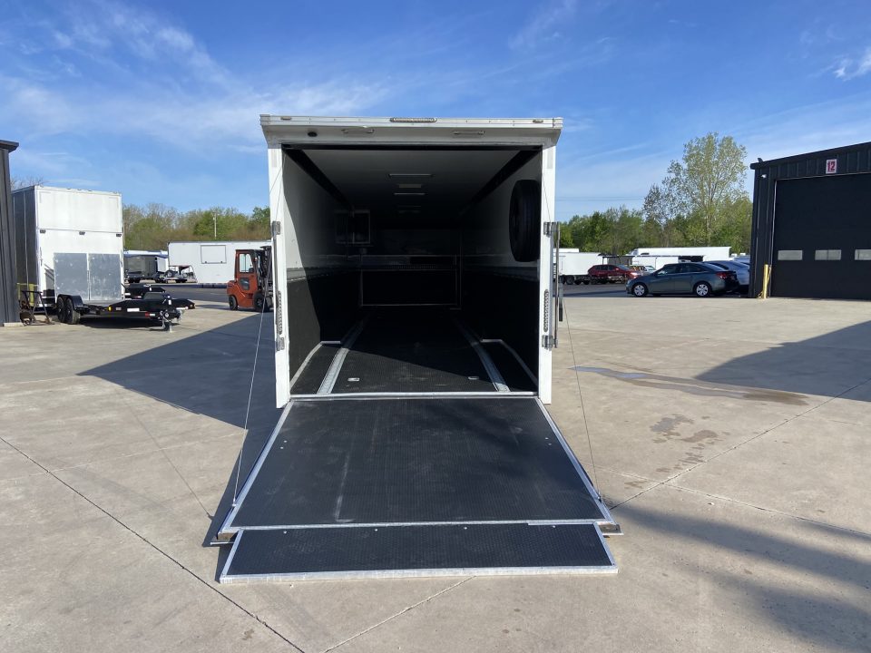 Used 2022 44' BRAVO GOOSENECK
