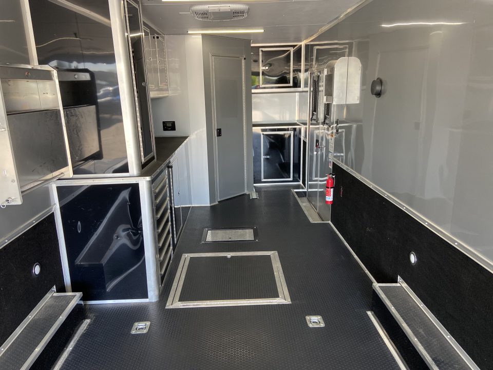 Used 2025 34' Cargo mate