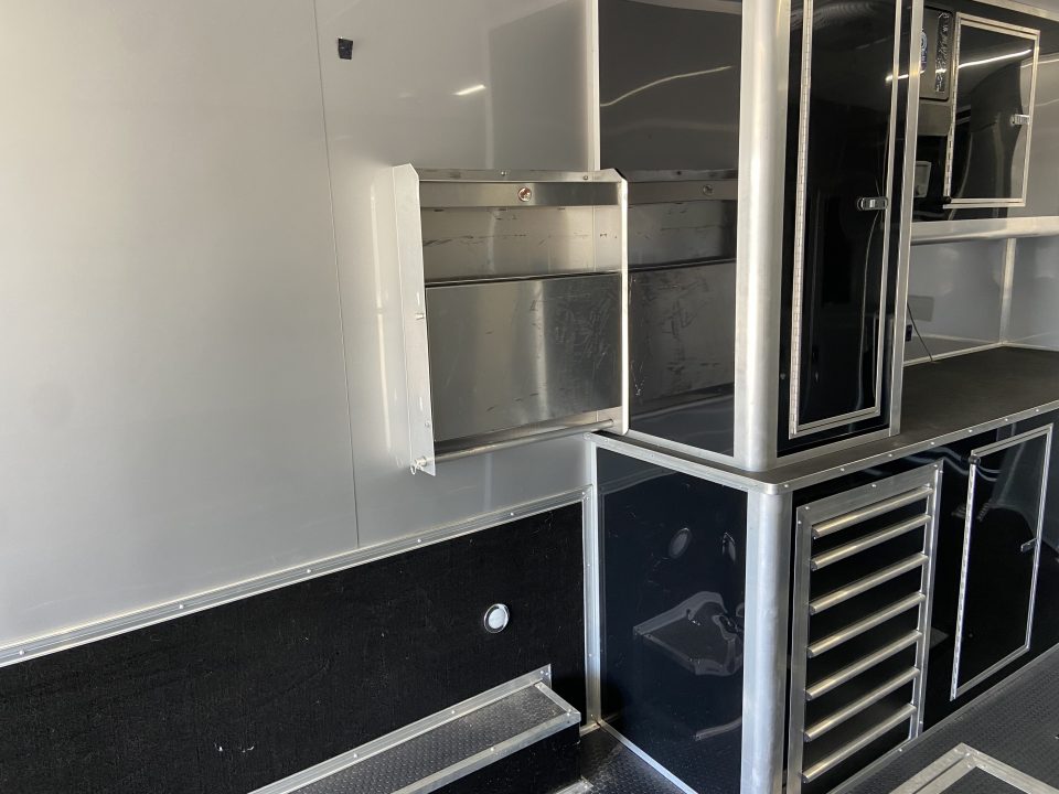 Used 2025 34' Cargo mate