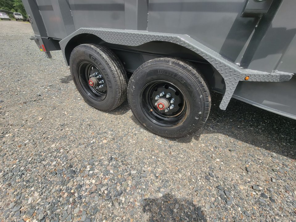 New 2026 Diamond C Trailers LPT210 16'x82" 10K Torsion Axles Gooseneck Pacesetter Edition Dump Trailer