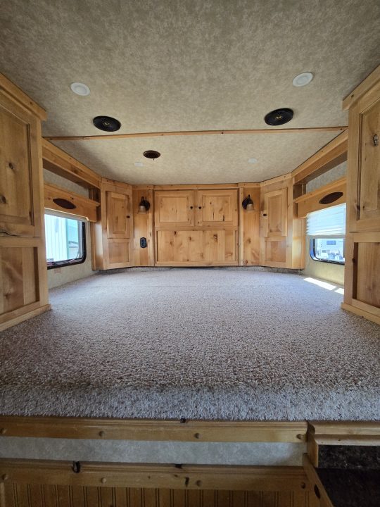 Used 2008 Logan Coach Aluminum XTR 3 Horse Trailer