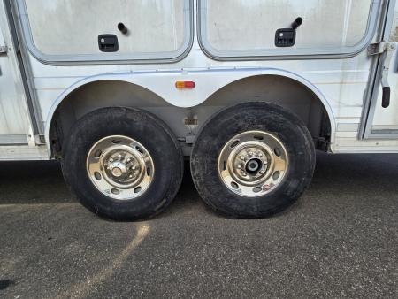 Used 2008 Logan Coach Aluminum XTR 3 Horse Trailer