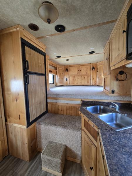 Used 2008 Logan Coach Aluminum XTR 3 Horse Trailer