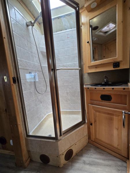 Used 2008 Logan Coach Aluminum XTR 3 Horse Trailer