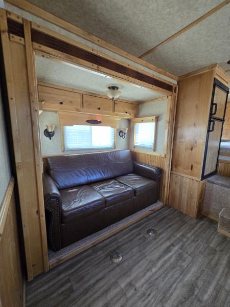 Used 2008 Logan Coach Aluminum XTR 3 Horse Trailer