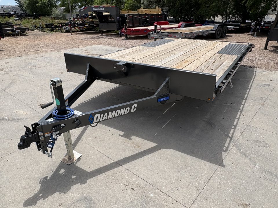 New 2026 Diamond C Trailers GDD235 16X102 Deckover Trailer