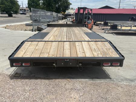New 2026 Diamond C Trailers GDD235 16X102 Deckover Trailer