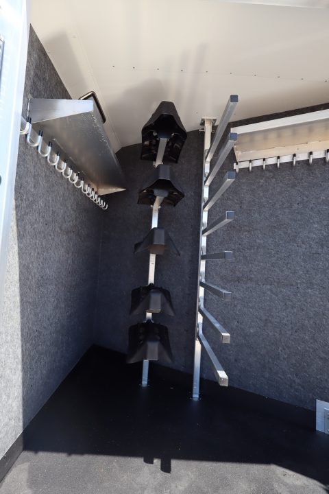 Used 2022 Merhow 5 Horse LQ Trailer W/Slide-Out