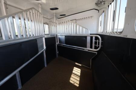 Used 2022 Merhow 5 Horse LQ Trailer W/Slide-Out
