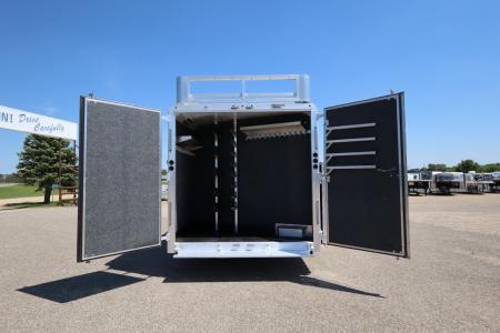 Used 2022 Merhow 5 Horse LQ Trailer W/Slide-Out