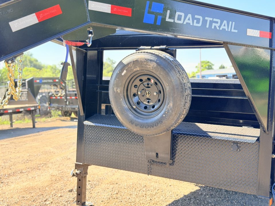 New 2026 Load Trail 7-14 Gooseneck Dump W/ 14 PLY Tire Upgrade 7K Axles