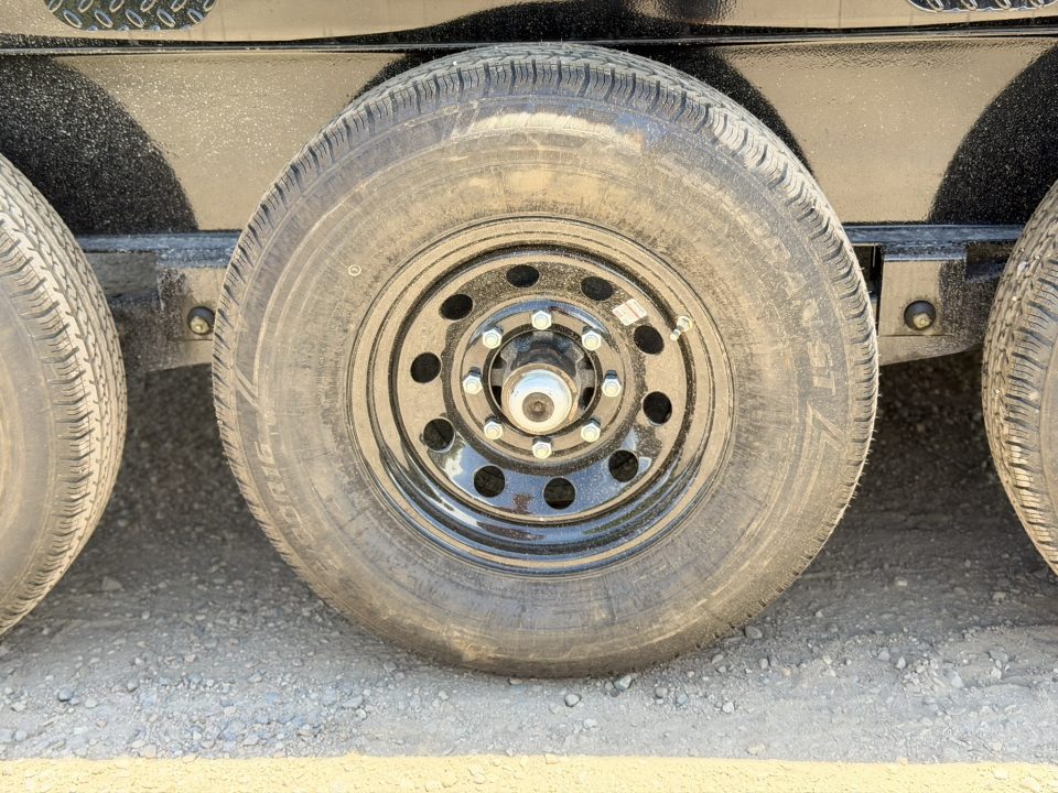 New 2026 Load Trail 7-16 Dump Triple 7K Axles