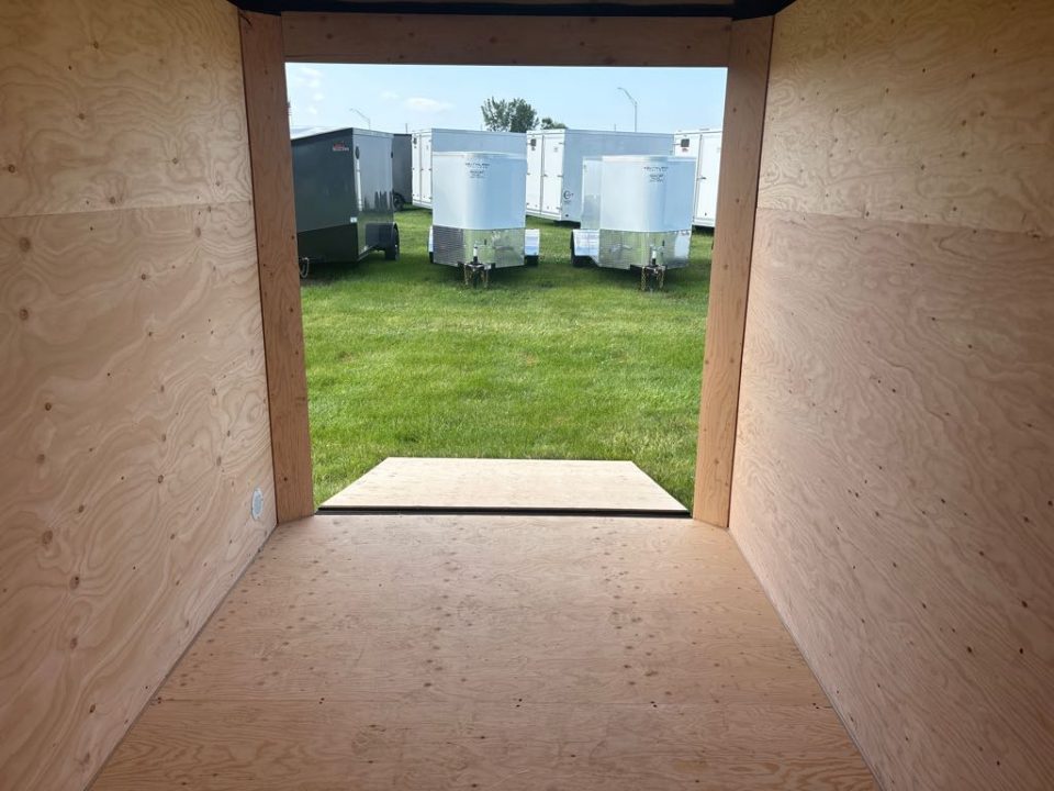 New 2026 SOUTHLAND TRAILER CORP. LCHS29-614V-72R Cargo / Enclosed Trailer