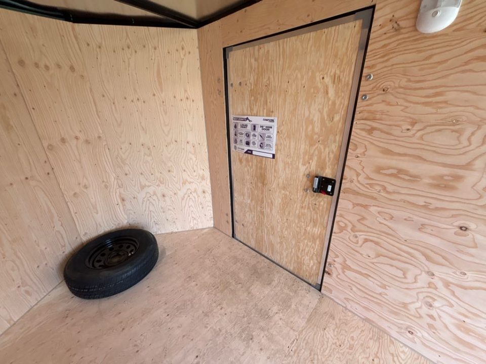 New 2026 SOUTHLAND TRAILER CORP. LCHS29-614V-72R Cargo / Enclosed Trailer