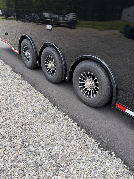 New 2026 Haulmark EDGE 34 Race Trailer With Turbo Package, Polycor, Insulated, Black Trim Package