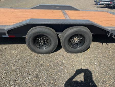Used 2022 LAMAR TRAILERS H8 102x28 14K Flatbed Trailer GOOSENECK. USED