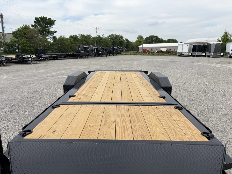 New 2026 Diamond C Trailers HDT208L20X82 (82" X 20') 18K (Pacesetter Ed.) Partial Tilt Equipment Trailer