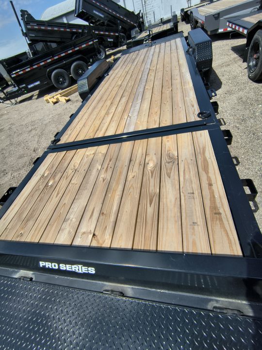 New 2025 Sure-Trac 7X22 (18+4) 17.6k PRO SERIES BEAM TILT Equipment Trailer
