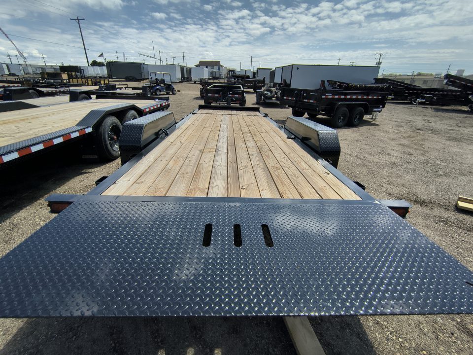 New 2025 Sure-Trac 7X22 (18+4) 17.6k PRO SERIES BEAM TILT Equipment Trailer