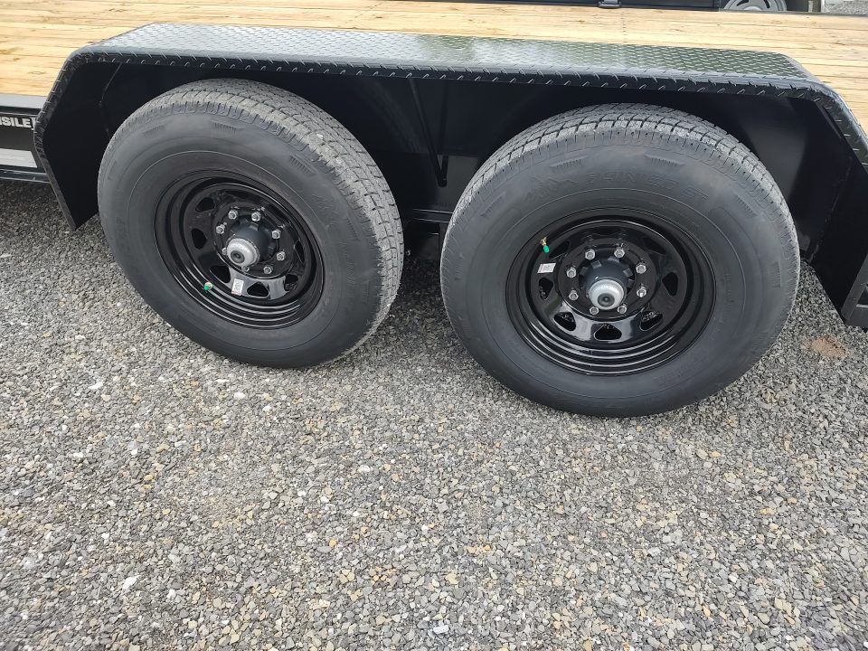 New 2026 SURE-TRAC ST-BTE8220-154 Power Tilt Equipment Trailer